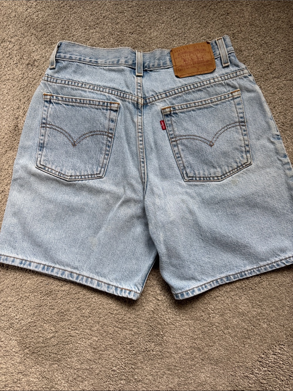 Mom Jeans Levi's Light Blue High-Rise Denim Shorts